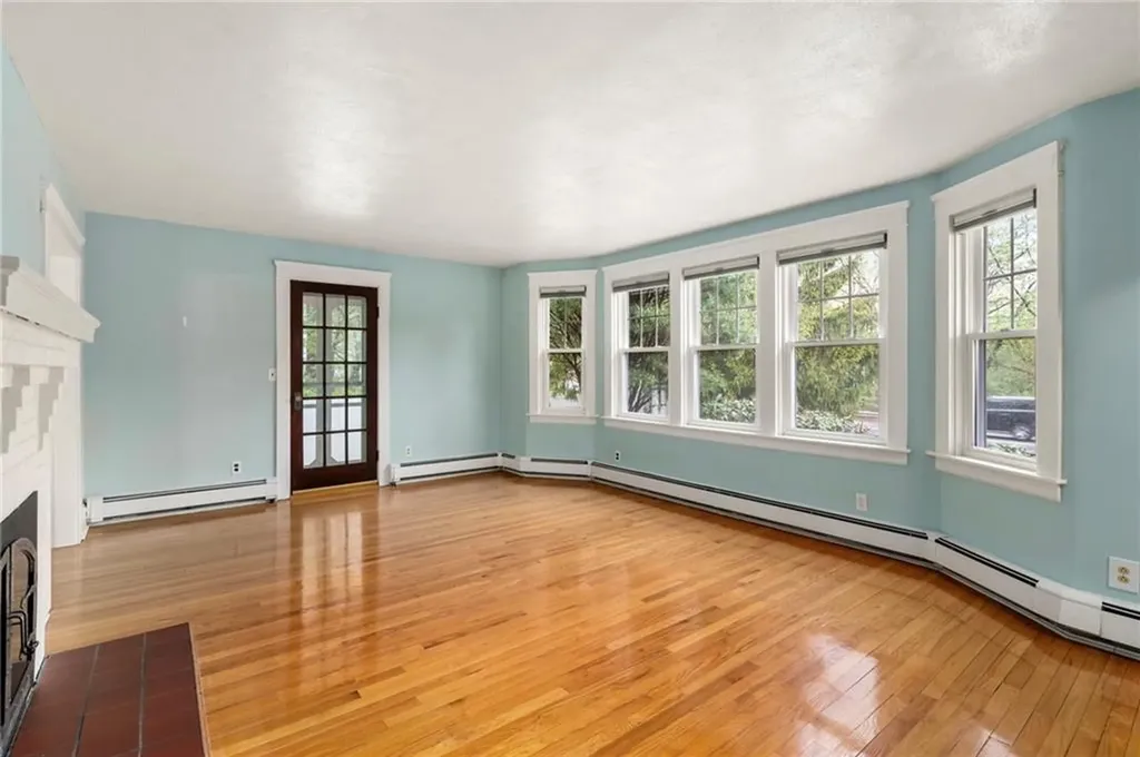 399 Smithfield Road North Smithfield RI 02896