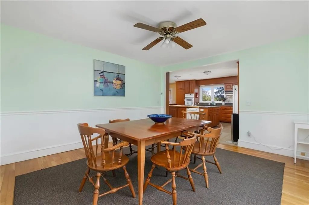 39 Highland Avenue Narragansett RI 02882