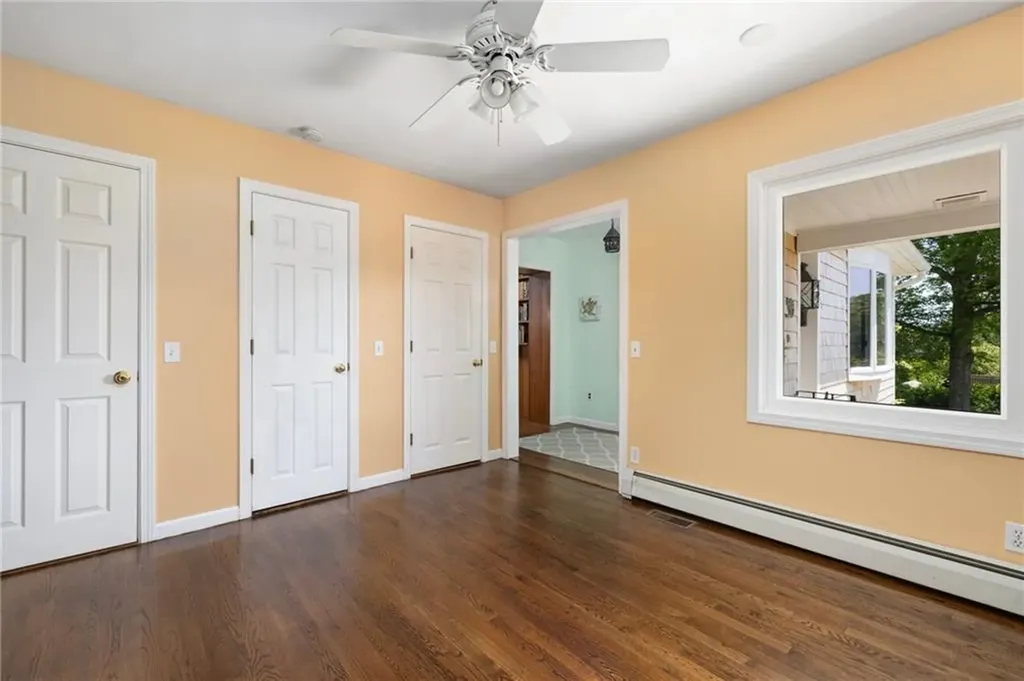 39 Highland Avenue Narragansett RI 02882