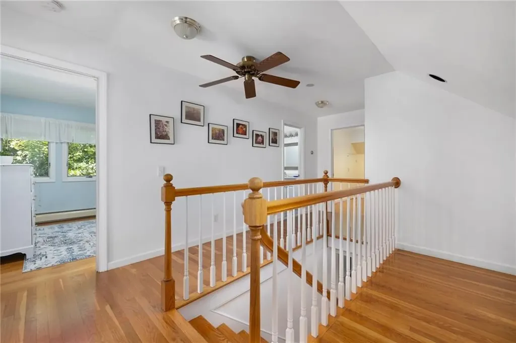 39 Highland Avenue Narragansett RI 02882