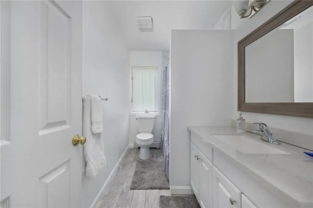 39 Highland Avenue Narragansett RI 02882