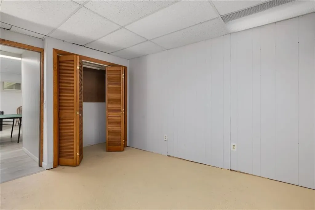 39 Highland Avenue Narragansett RI 02882