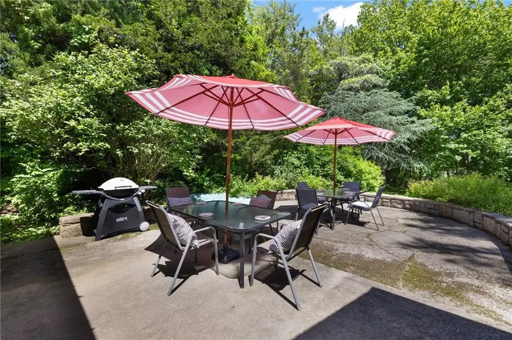39 Highland Avenue Narragansett RI 02882