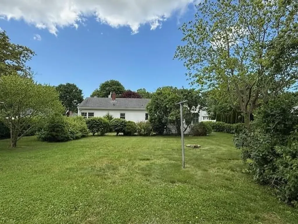 13 South Drive Westerly RI 02891