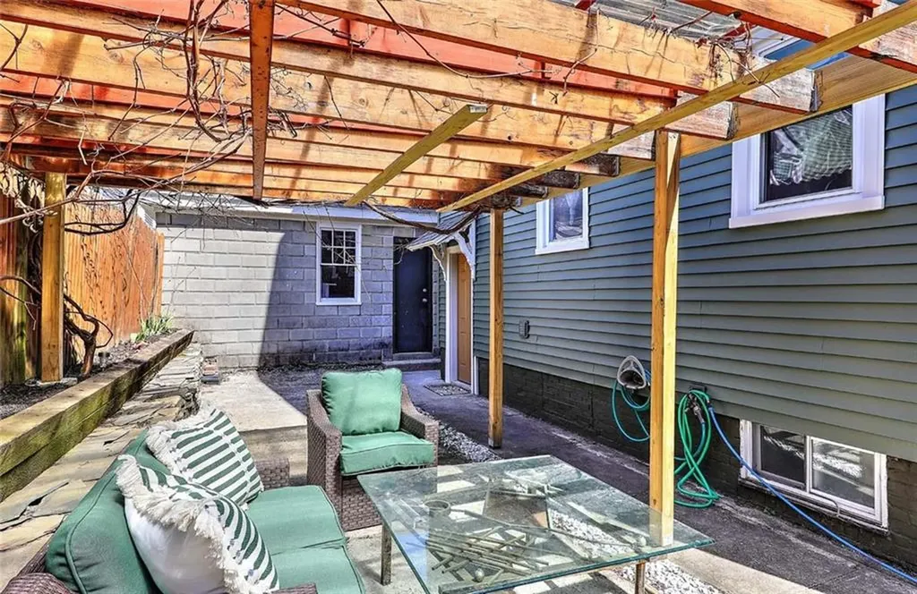 430 Morris Avenue Providence RI 02906