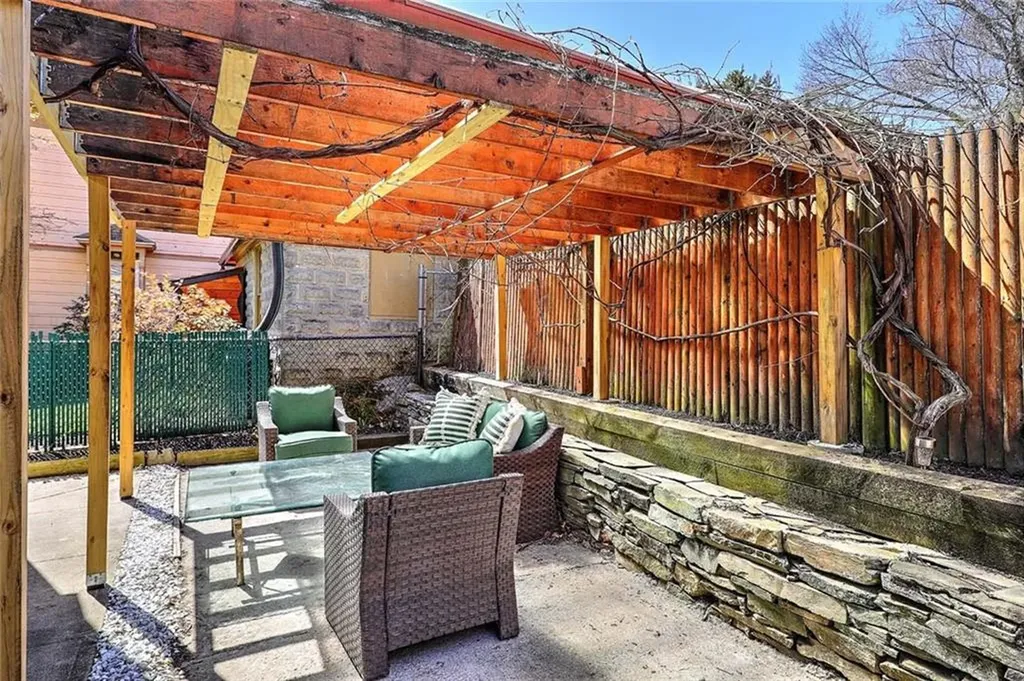 430 Morris Avenue Providence RI 02906