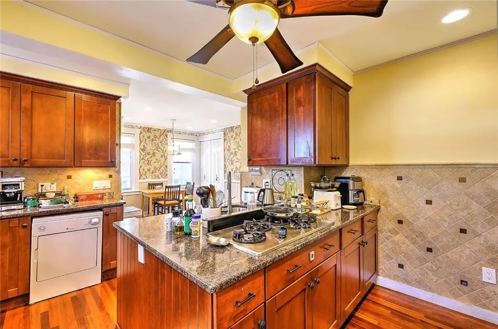430 Morris Avenue Providence RI 02906
