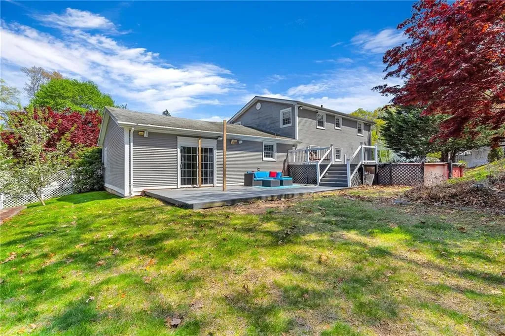 105 Quaker Drive West Warwick RI 02893