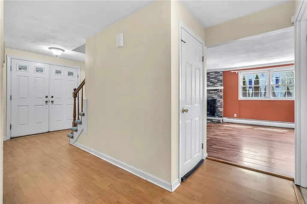 105 Quaker Drive West Warwick RI 02893