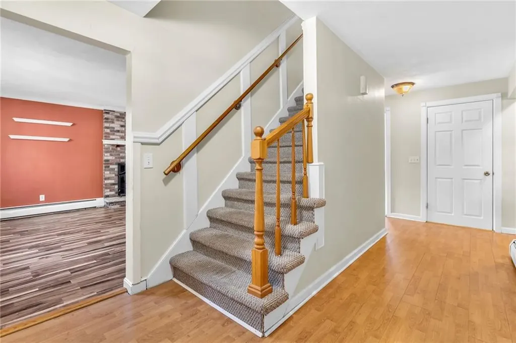 105 Quaker Drive West Warwick RI 02893