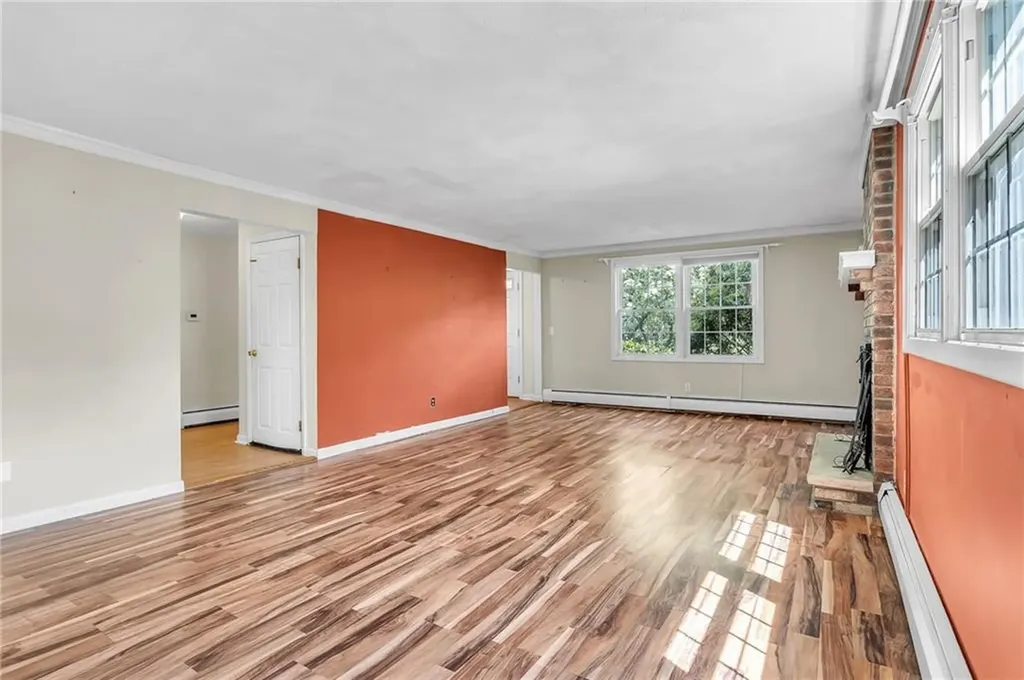 105 Quaker Drive West Warwick RI 02893