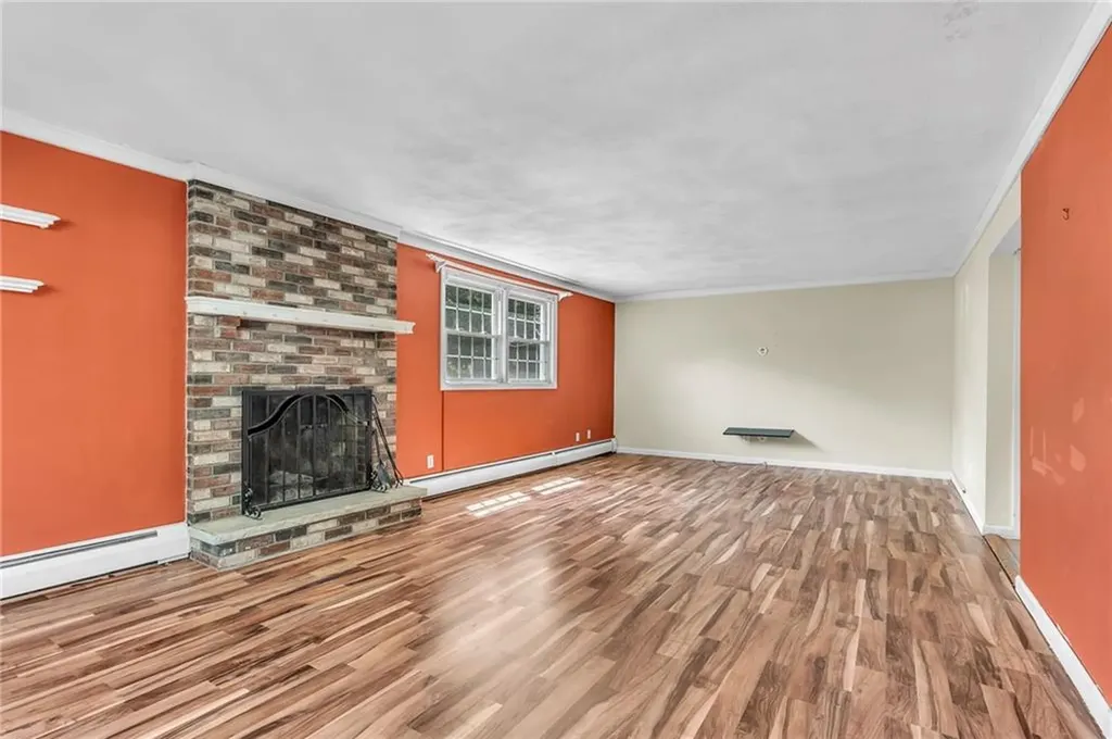 105 Quaker Drive West Warwick RI 02893