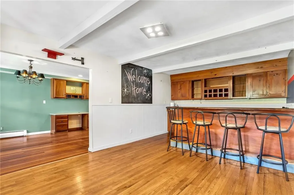 105 Quaker Drive West Warwick RI 02893