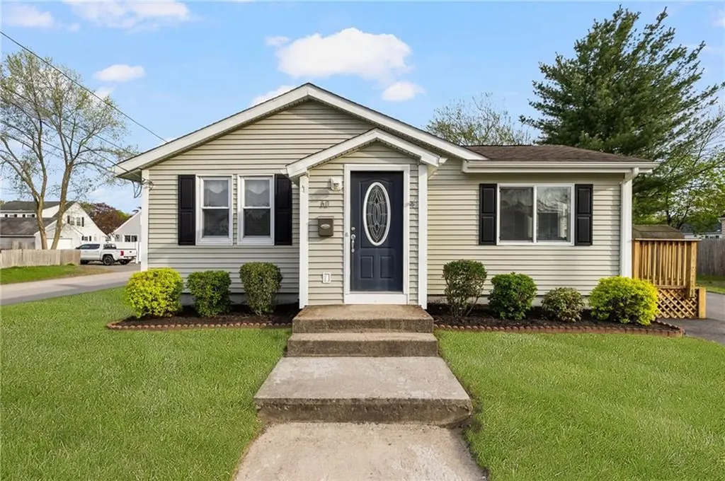 60 Greylawn Avenue Warwick RI 02889