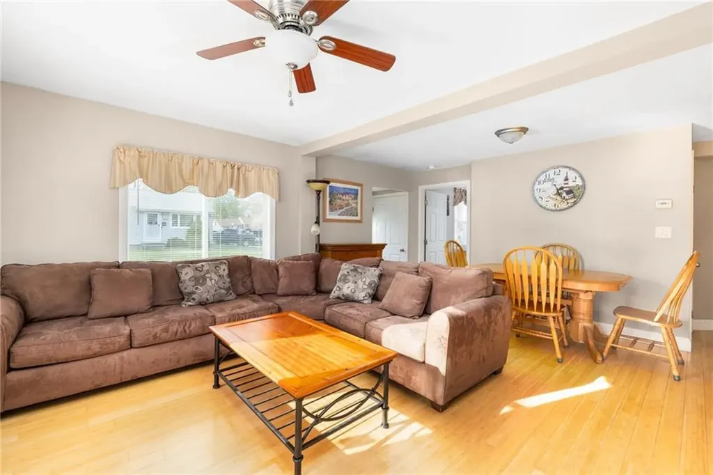 60 Greylawn Avenue Warwick RI 02889