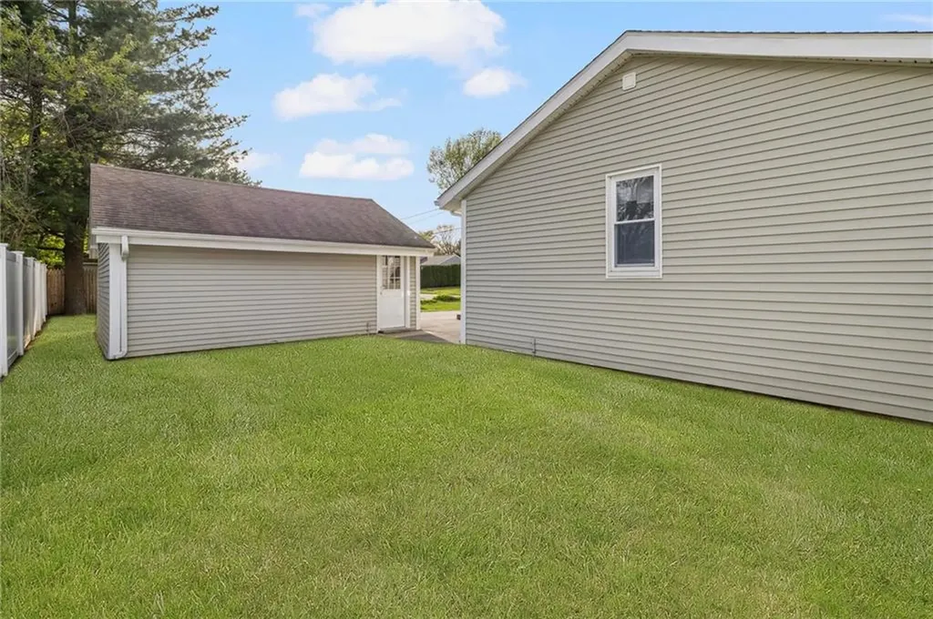 60 Greylawn Avenue Warwick RI 02889