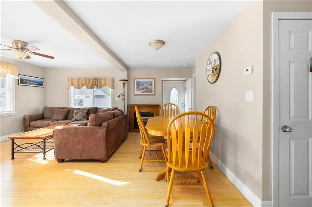 60 Greylawn Avenue Warwick RI 02889