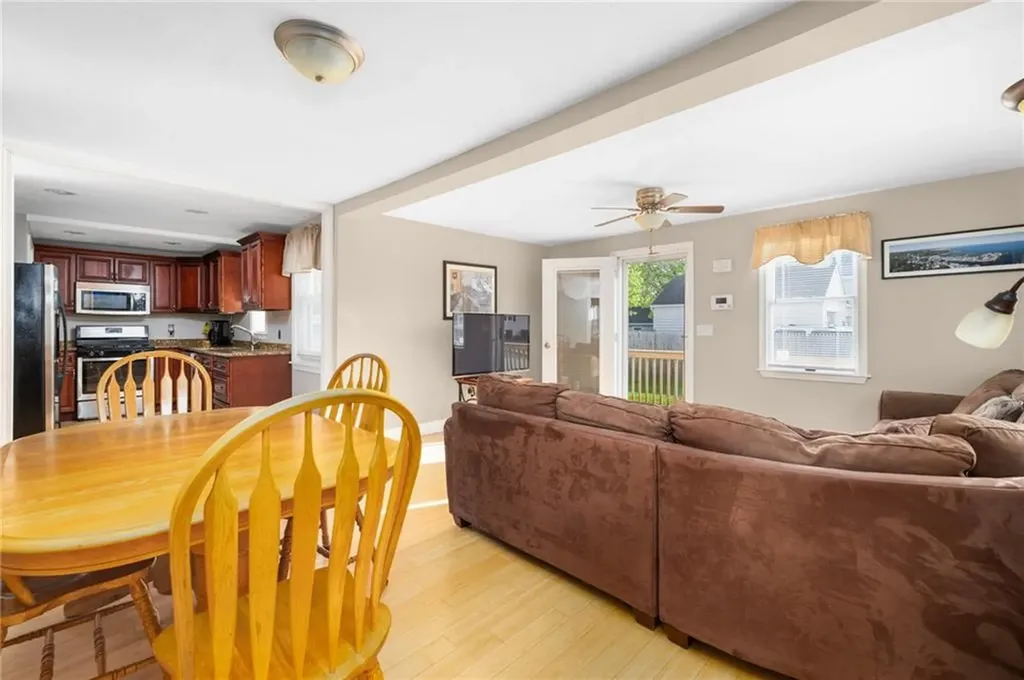 60 Greylawn Avenue Warwick RI 02889