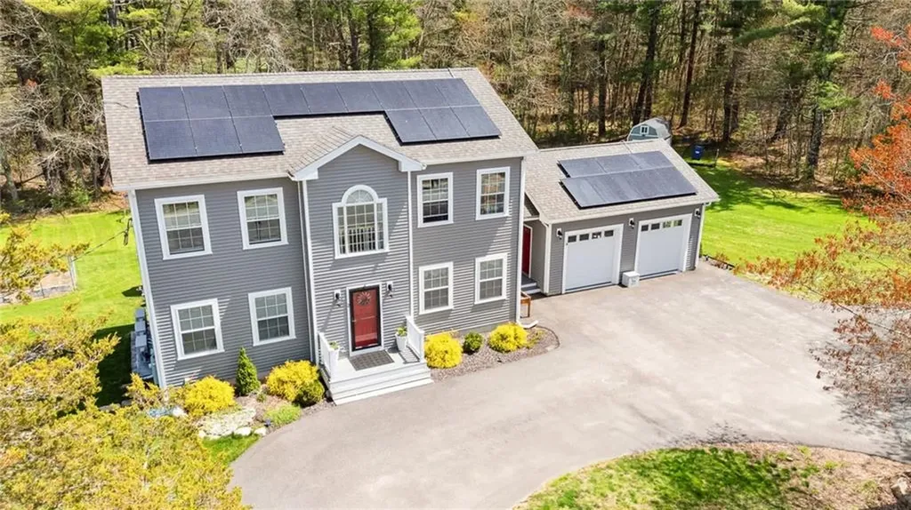 2 Kennedy Road Foster RI 02825