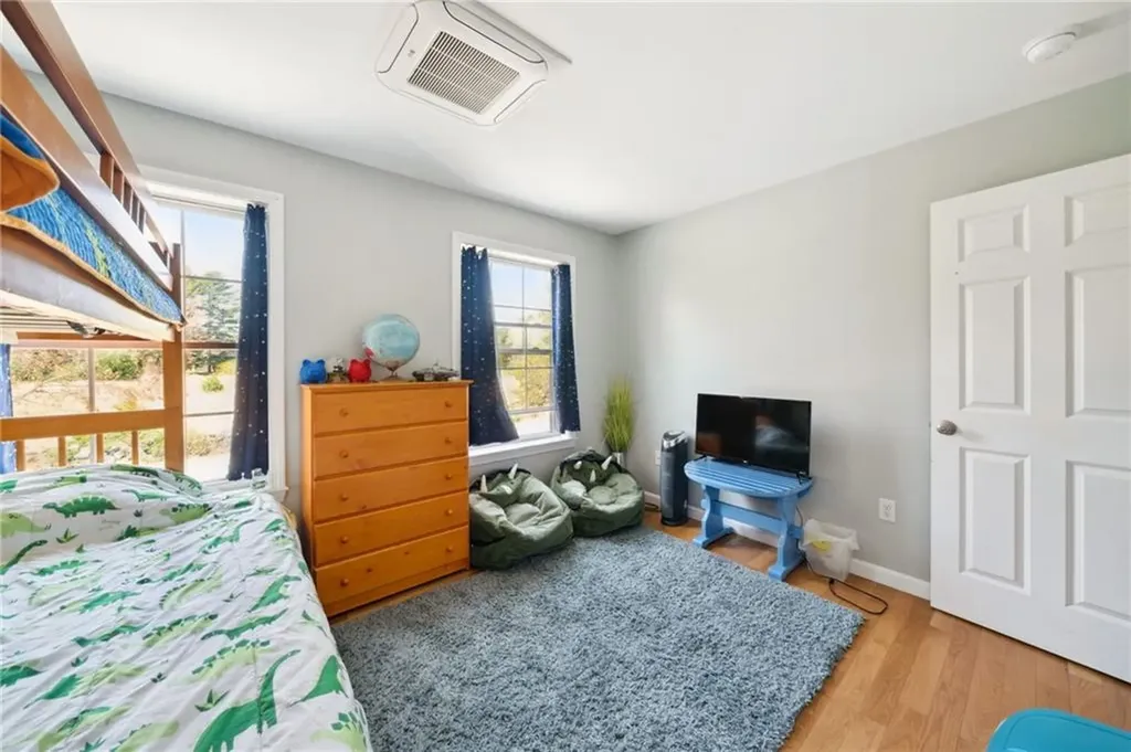 2 Kennedy Road Foster RI 02825