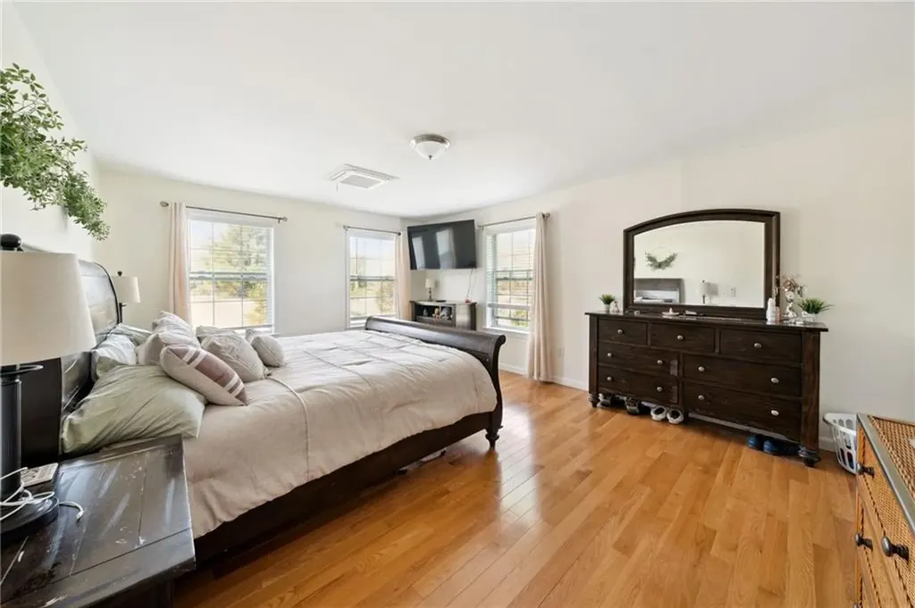 2 Kennedy Road Foster RI 02825