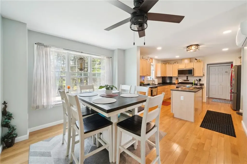 2 Kennedy Road Foster RI 02825