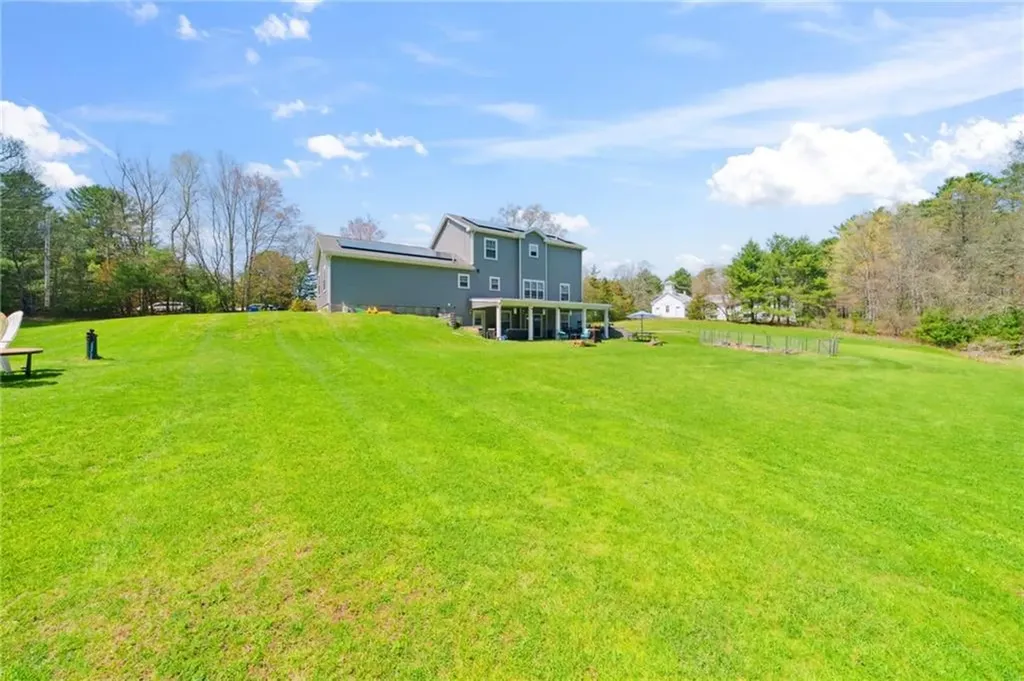 2 Kennedy Road Foster RI 02825