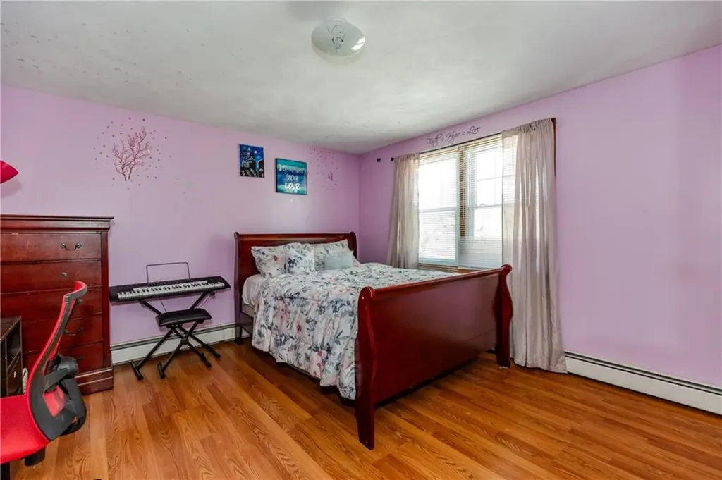 23 Oak Grove Boulevard North Providence RI 02911