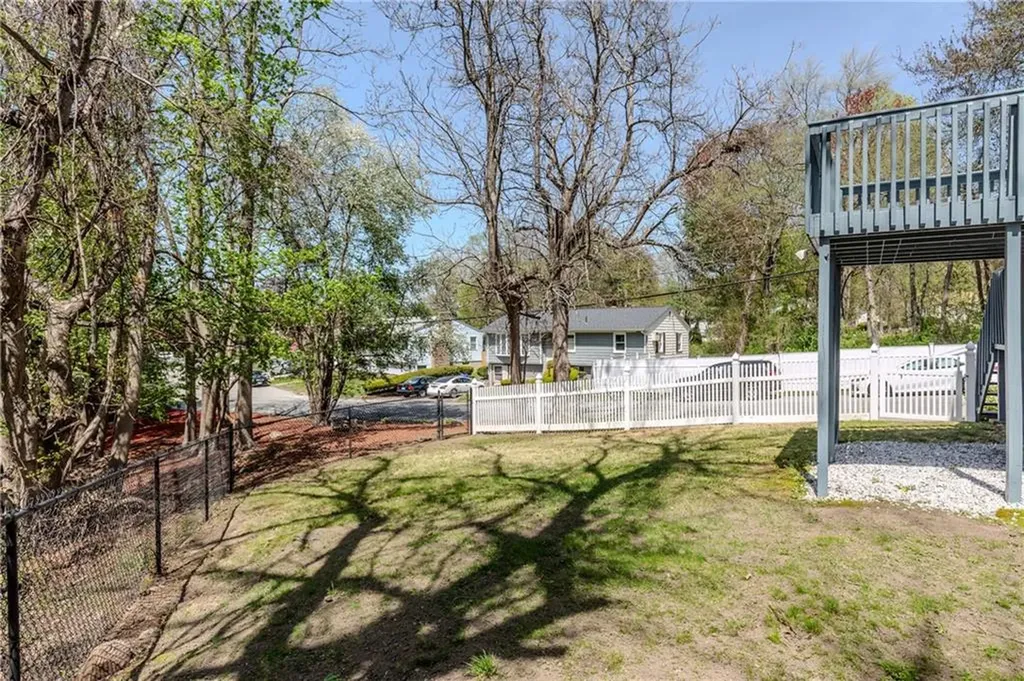 23 Oak Grove Boulevard North Providence RI 02911