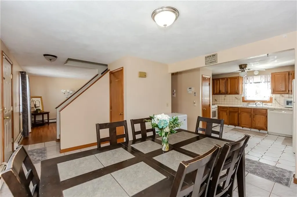 23 Oak Grove Boulevard North Providence RI 02911