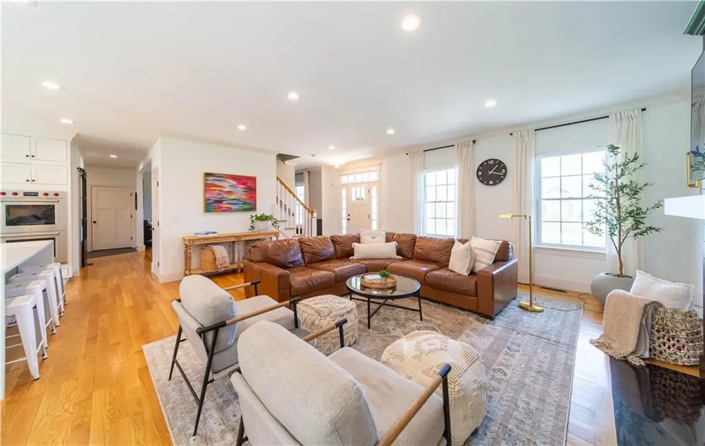 14 Sawmill Court East Greenwich RI 02818