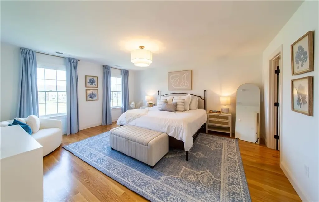 14 Sawmill Court East Greenwich RI 02818