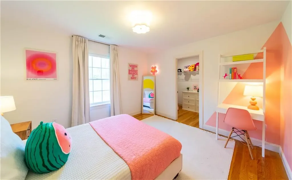 14 Sawmill Court East Greenwich RI 02818