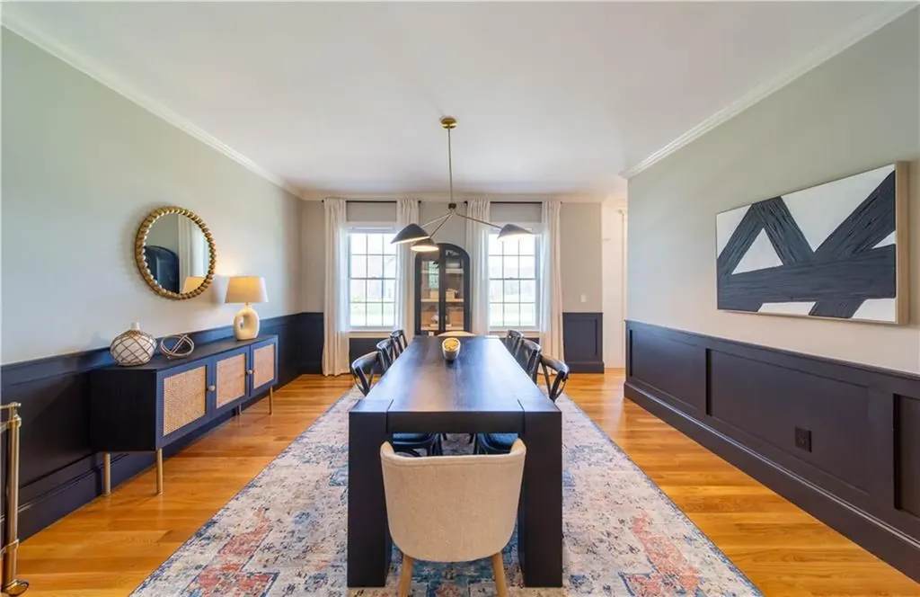 14 Sawmill Court East Greenwich RI 02818