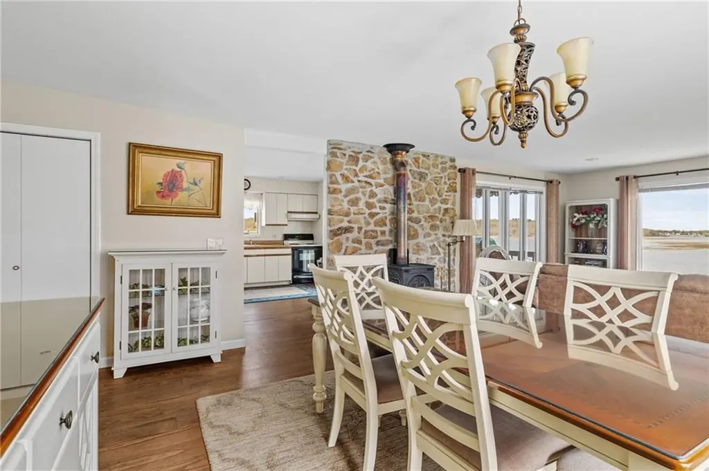 64 Starr Drive Narragansett RI 02882