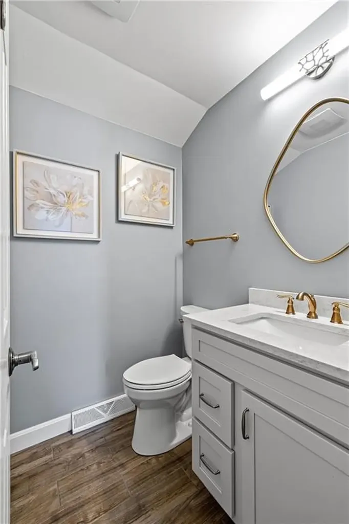 64 Starr Drive Narragansett RI 02882
