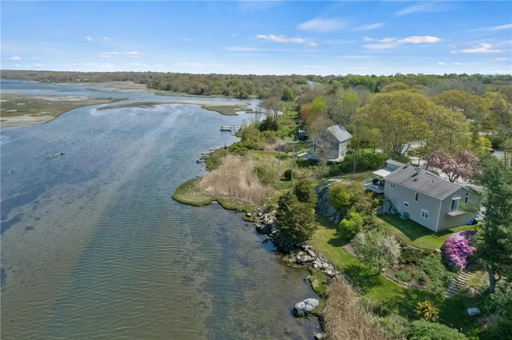 64 Starr Drive Narragansett RI 02882