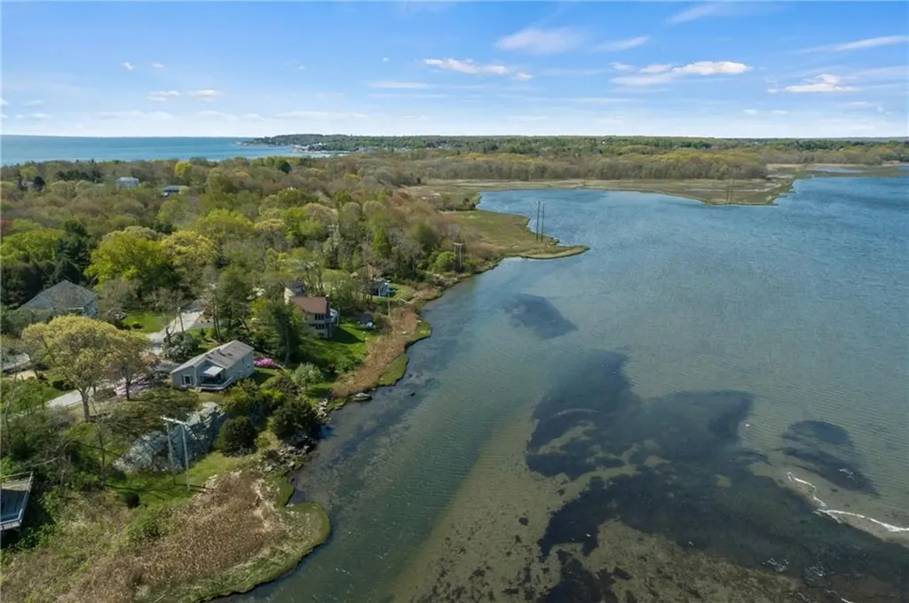 64 Starr Drive Narragansett RI 02882