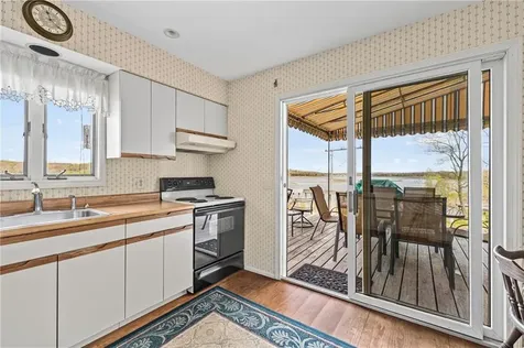 64 Starr Drive Narragansett RI 02882