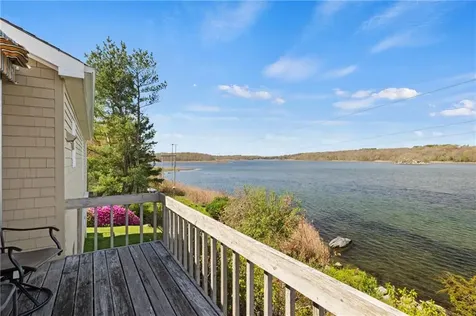 64 Starr Drive Narragansett RI 02882