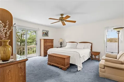 64 Starr Drive Narragansett RI 02882