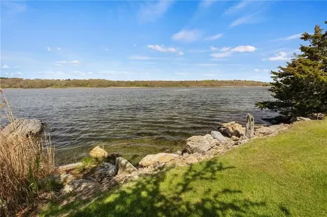 64 Starr Drive Narragansett RI 02882