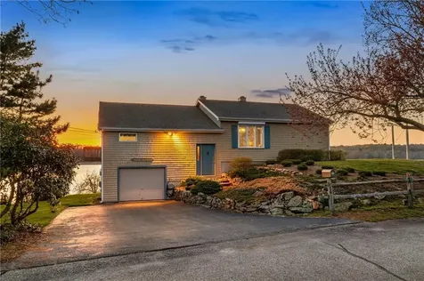 64 Starr Drive Narragansett RI 02882