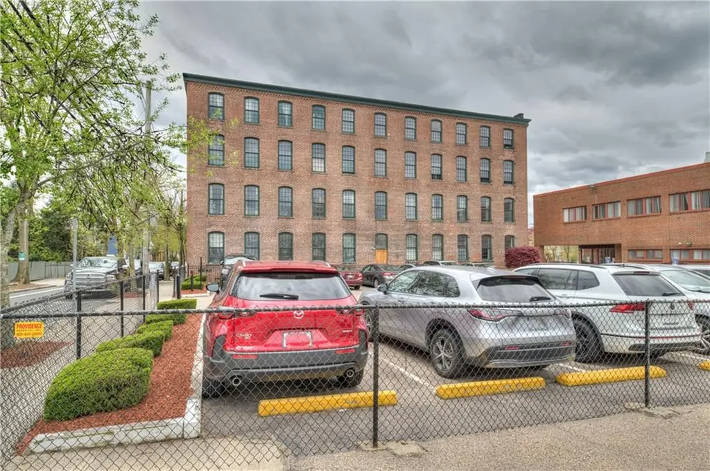 407 Pine Street Providence RI 02903