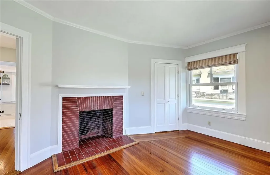 92 President Avenue Providence RI 02906