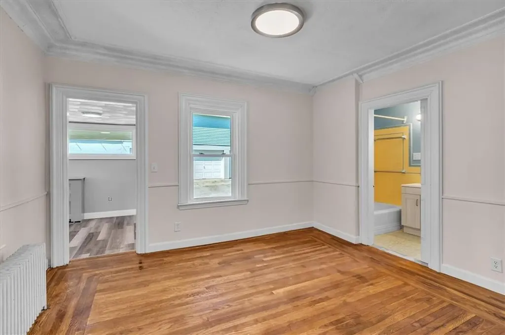 32 Summer Street Woonsocket RI 02895