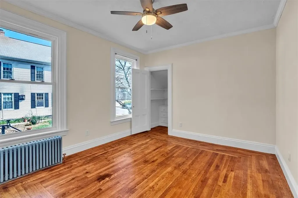 32 Summer Street Woonsocket RI 02895