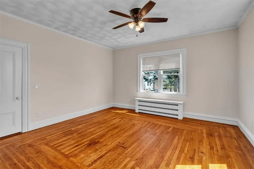 32 Summer Street Woonsocket RI 02895