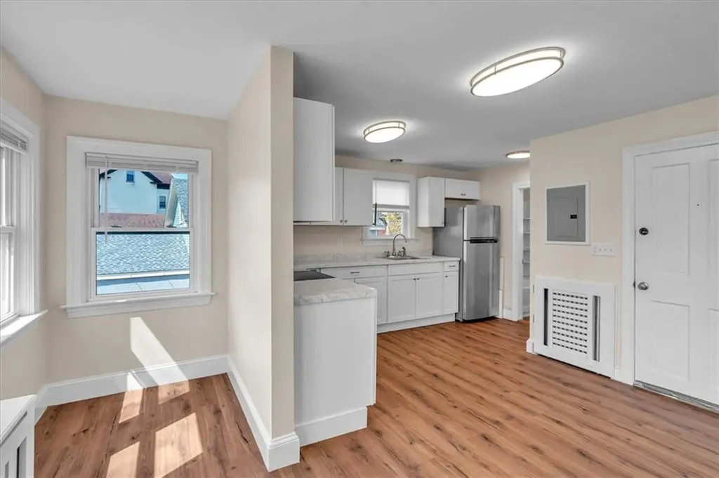 32 Summer Street Woonsocket RI 02895