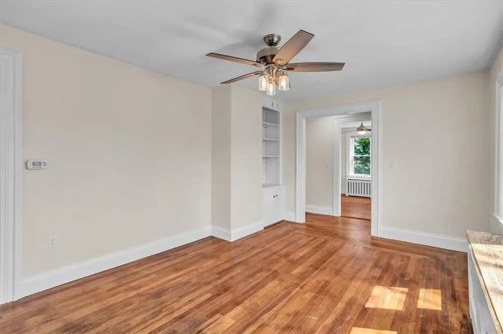 32 Summer Street Woonsocket RI 02895